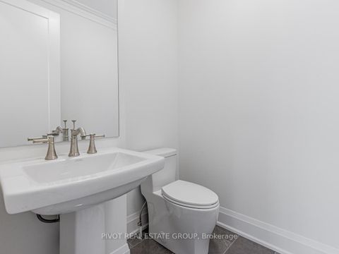 Photo 23 at 43 Montorio Drive, Rural Richmond Hill, Richmond Hill