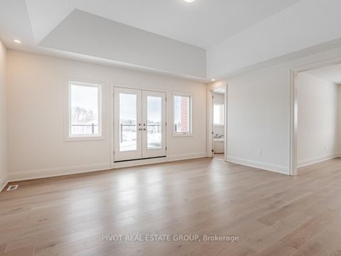 Photo 27 at 43 Montorio Drive, Rural Richmond Hill, Richmond Hill