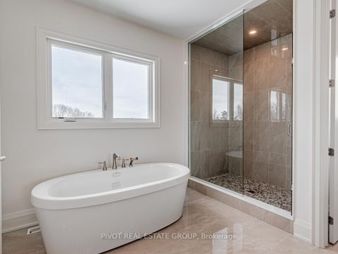 Photo 30 at 43 Montorio Drive, Rural Richmond Hill, Richmond Hill