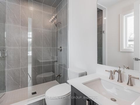 Photo 38 at 43 Montorio Drive, Rural Richmond Hill, Richmond Hill