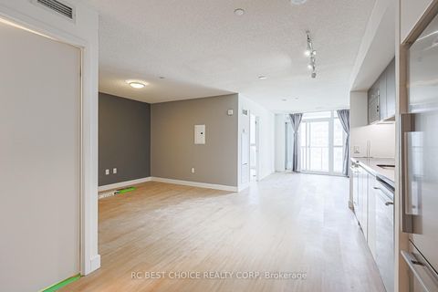 Photo 5 at 616 - 75 Queens Wharf Road, Waterfront Communities C1, Toronto
