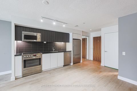 Photo 6 at 616 - 75 Queens Wharf Road, Waterfront Communities C1, Toronto