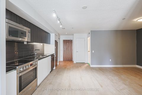 Photo 8 at 616 - 75 Queens Wharf Road, Waterfront Communities C1, Toronto