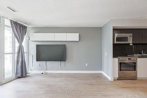 Photo 14 at 616 - 75 Queens Wharf Road, Waterfront Communities C1, Toronto