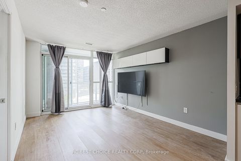 Photo 16 at 616 - 75 Queens Wharf Road, Waterfront Communities C1, Toronto