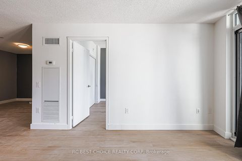 Photo 18 at 616 - 75 Queens Wharf Road, Waterfront Communities C1, Toronto