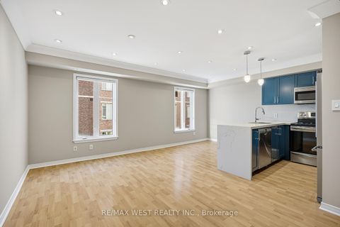 Photo 3 at 904 - 50 Western Battery Road, Niagara, Toronto