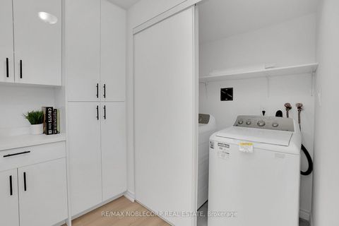 Photo 23 at 901 - 3131 Bridletowne Circle, L'Amoreaux, Toronto