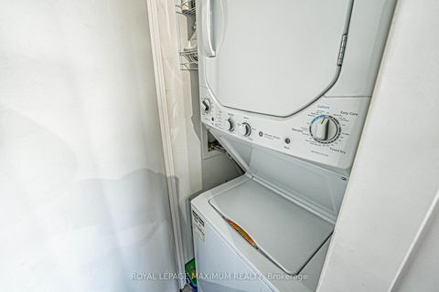 Photo 18 at 617 - 38 Joe Shuster Way, South Parkdale, Toronto