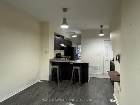 Photo 6 at 15 - 29 Island Road, West Hill, Toronto