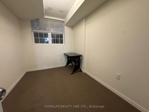 Photo 11 at 15 - 29 Island Road, West Hill, Toronto