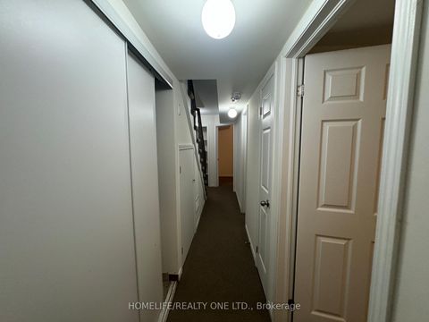 Photo 15 at 15 - 29 Island Road, West Hill, Toronto