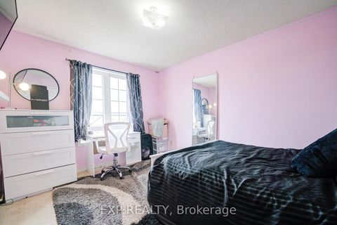 Photo 15 at 163 Sassafras Circle, Patterson, Vaughan