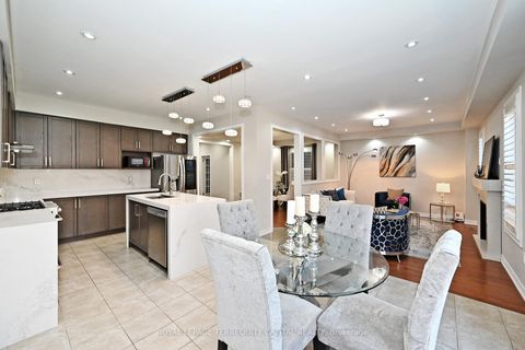 Photo 17 at 14 Beaconsfield Drive, Kleinburg, Vaughan