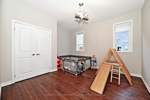 Photo 32 at 14 Beaconsfield Drive, Kleinburg, Vaughan