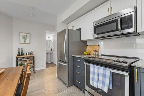 Photo 5 at 206 - 816 Lansdowne Avenue, Junction, Toronto