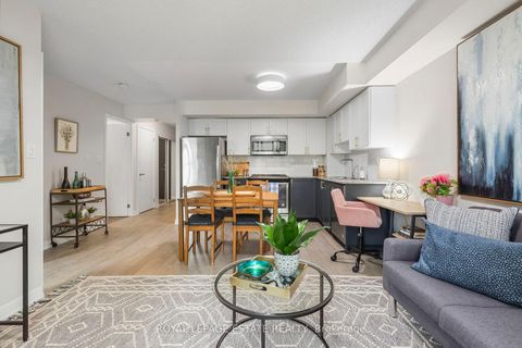 Photo 11 at 206 - 816 Lansdowne Avenue, Junction, Toronto