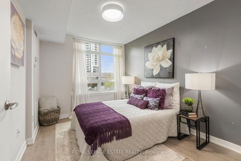 Photo 13 at 206 - 816 Lansdowne Avenue, Junction, Toronto