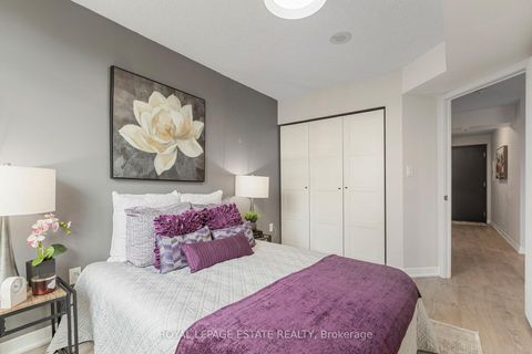 Photo 15 at 206 - 816 Lansdowne Avenue, Junction, Toronto