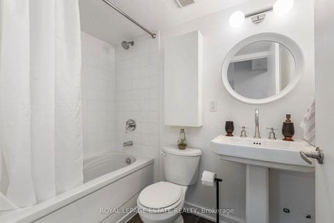 Photo 16 at 206 - 816 Lansdowne Avenue, Junction, Toronto
