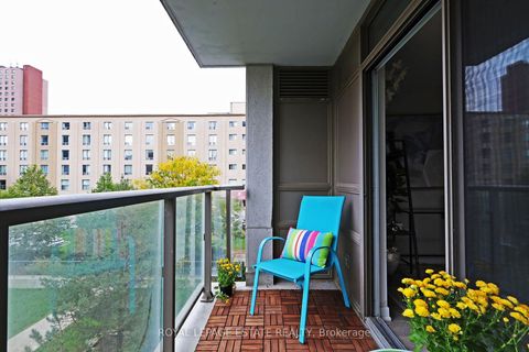 Photo 19 at 206 - 816 Lansdowne Avenue, Junction, Toronto