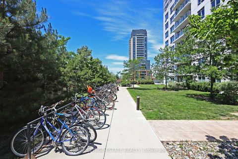 Photo 27 at 206 - 816 Lansdowne Avenue, Junction, Toronto