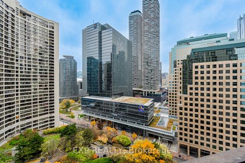 Photo 19 at 2017 - 33 Harbour Square, Waterfront Communities C1, Toronto