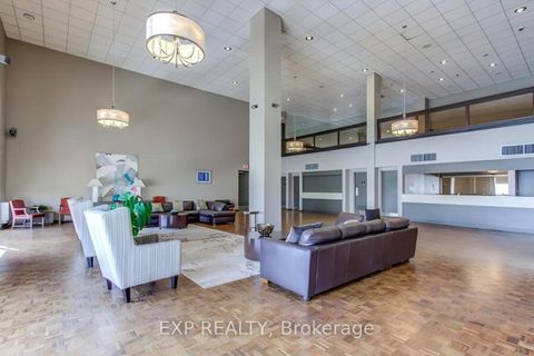 Photo 22 at 2017 - 33 Harbour Square, Waterfront Communities C1, Toronto