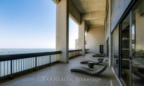 Photo 27 at 2017 - 33 Harbour Square, Waterfront Communities C1, Toronto