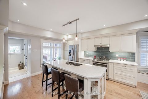 Photo 6 at 84 Indian Road, Swansea, Toronto