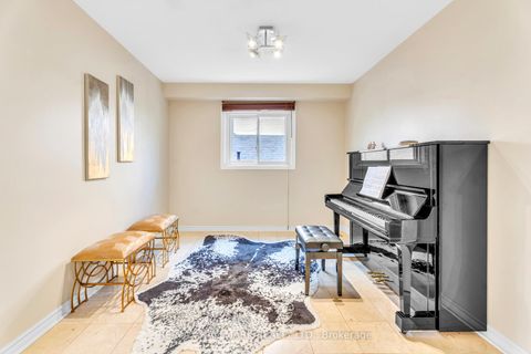 Photo 10 at 22 Larratt Lane, Westbrook, Richmond Hill