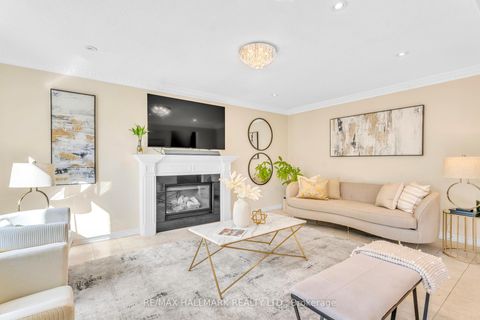 Photo 20 at 22 Larratt Lane, Westbrook, Richmond Hill