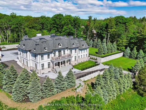 Photo 3 at 14358 Bathurst Street, Rural King, King