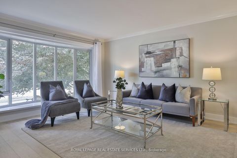 Photo 6 at 45 Doonaree Drive, Donalda, Toronto