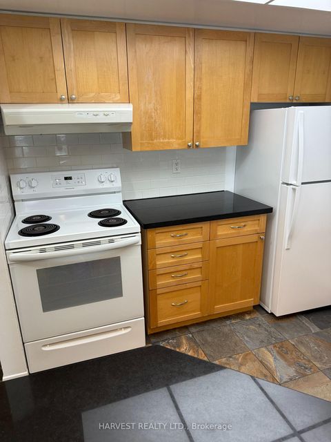 Photo 7 at 1715 - 1001 Bay Street, Bay Street Corridor, Toronto