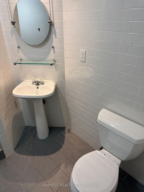 Photo 10 at 1715 - 1001 Bay Street, Bay Street Corridor, Toronto