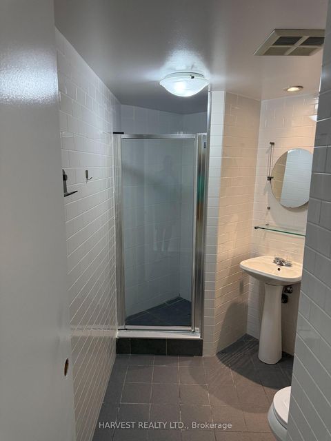 Photo 12 at 1715 - 1001 Bay Street, Bay Street Corridor, Toronto