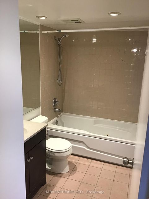 Photo 13 at 1715 - 1001 Bay Street, Bay Street Corridor, Toronto