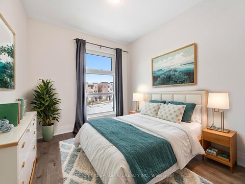 Photo 16 at 27 Adaskin Avenue, Patterson, Vaughan