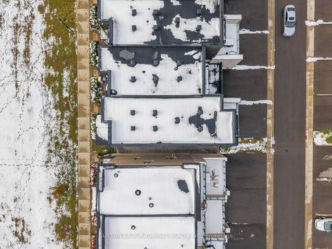 Photo 32 at 27 Adaskin Avenue, Patterson, Vaughan