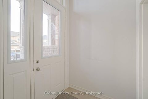 Photo 4 at 49 Burnhamthorpe Road E, GO Glenorchy, Oakville