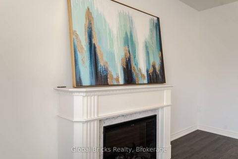 Photo 16 at 49 Burnhamthorpe Road E, GO Glenorchy, Oakville