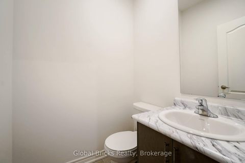 Photo 18 at 49 Burnhamthorpe Road E, GO Glenorchy, Oakville