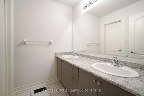 Photo 29 at 49 Burnhamthorpe Road E, GO Glenorchy, Oakville