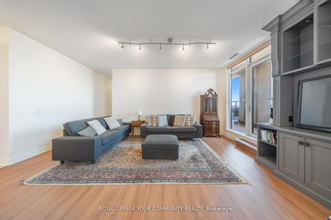Photo 6 at PH01 - 9245 Jane Street, Maple, Vaughan