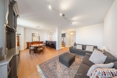 Photo 8 at PH01 - 9245 Jane Street, Maple, Vaughan