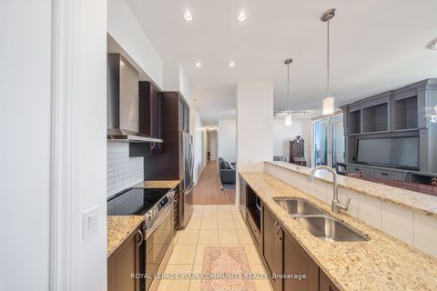 Photo 13 at PH01 - 9245 Jane Street, Maple, Vaughan