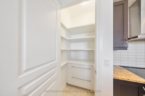 Photo 16 at PH01 - 9245 Jane Street, Maple, Vaughan