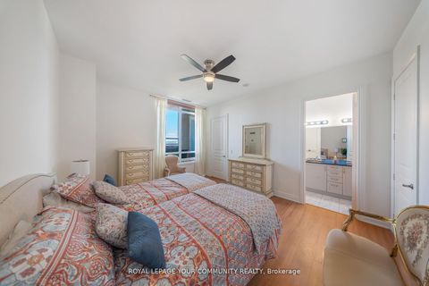 Photo 24 at PH01 - 9245 Jane Street, Maple, Vaughan