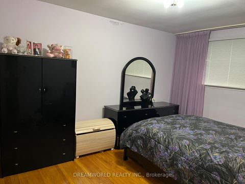 Photo 4 at 35 Cobb Avenue, Jane Heights, Toronto